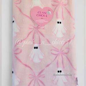 Glam Ghoul Pink Ghost Faux Fur Halloween Throw Blanket Coquette Bow